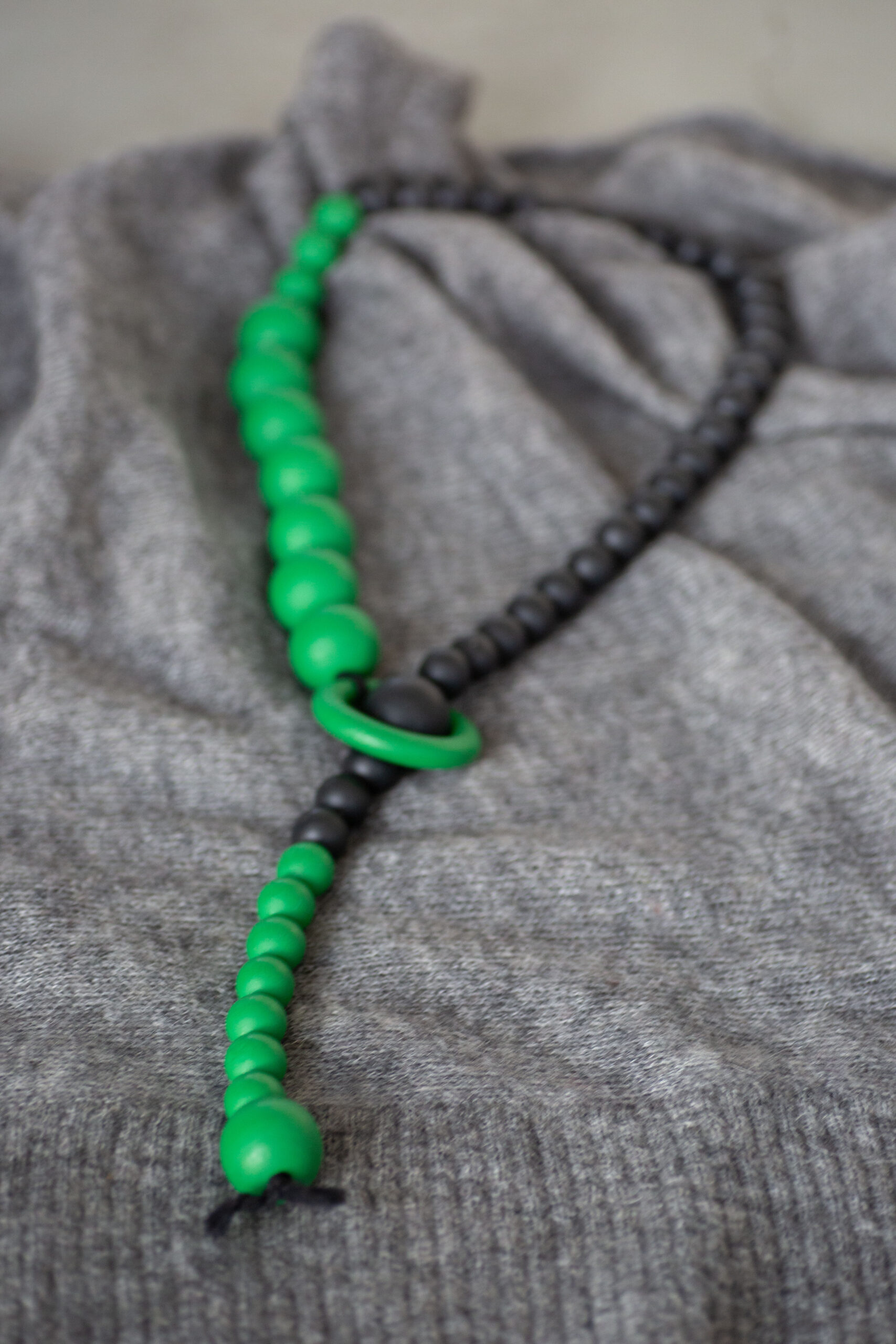 BANDEROL ketting | black & green statement collier