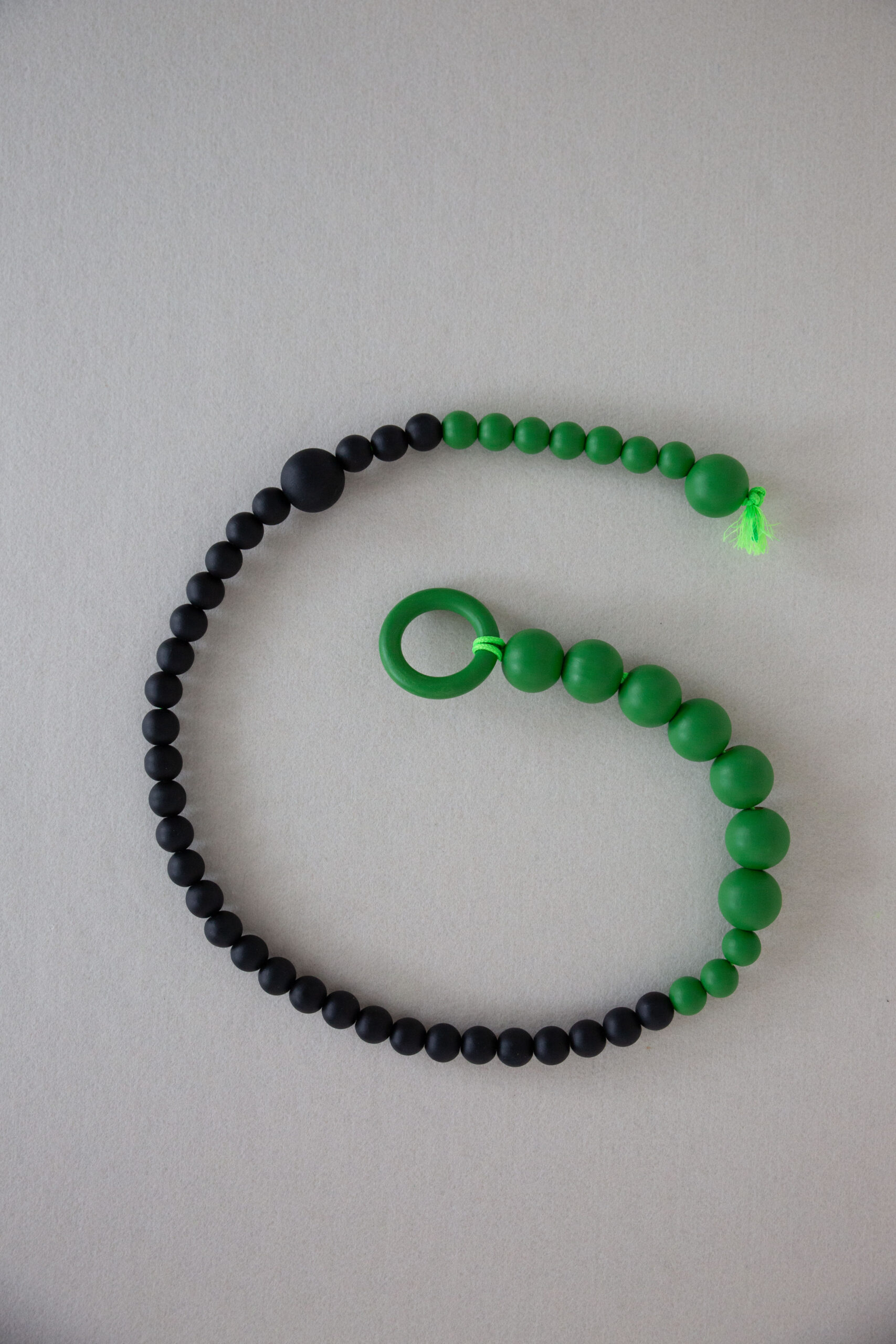 BANDEROL ketting | black & green statement collier - Afbeelding 6
