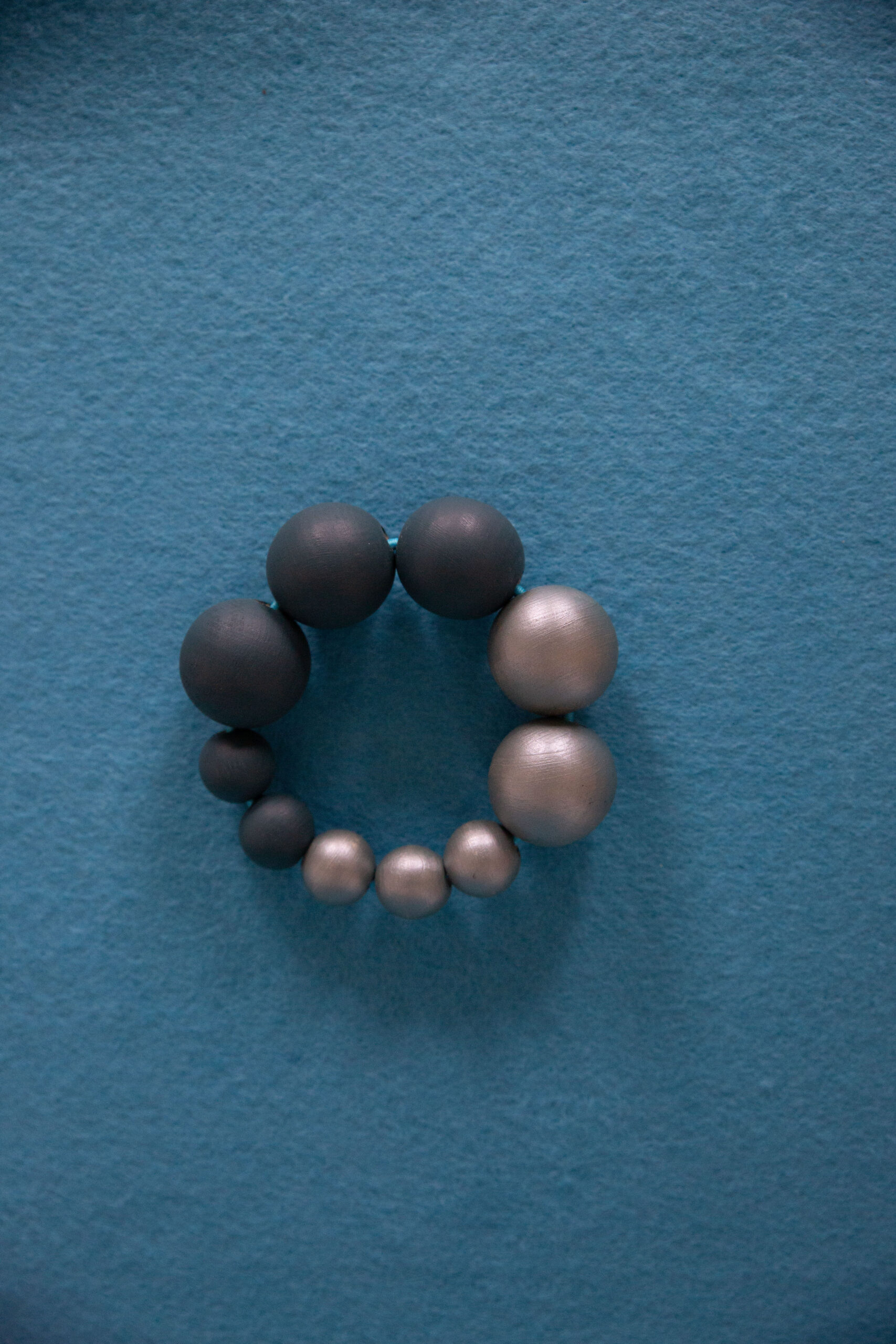 ACCOLADE ketting | denim blauw minimal collier - Afbeelding 4